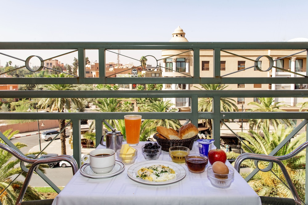 Akabar Hotel 20/30