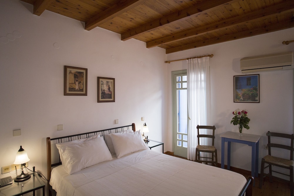 Nostos Beach Boutique Hotel 14/73