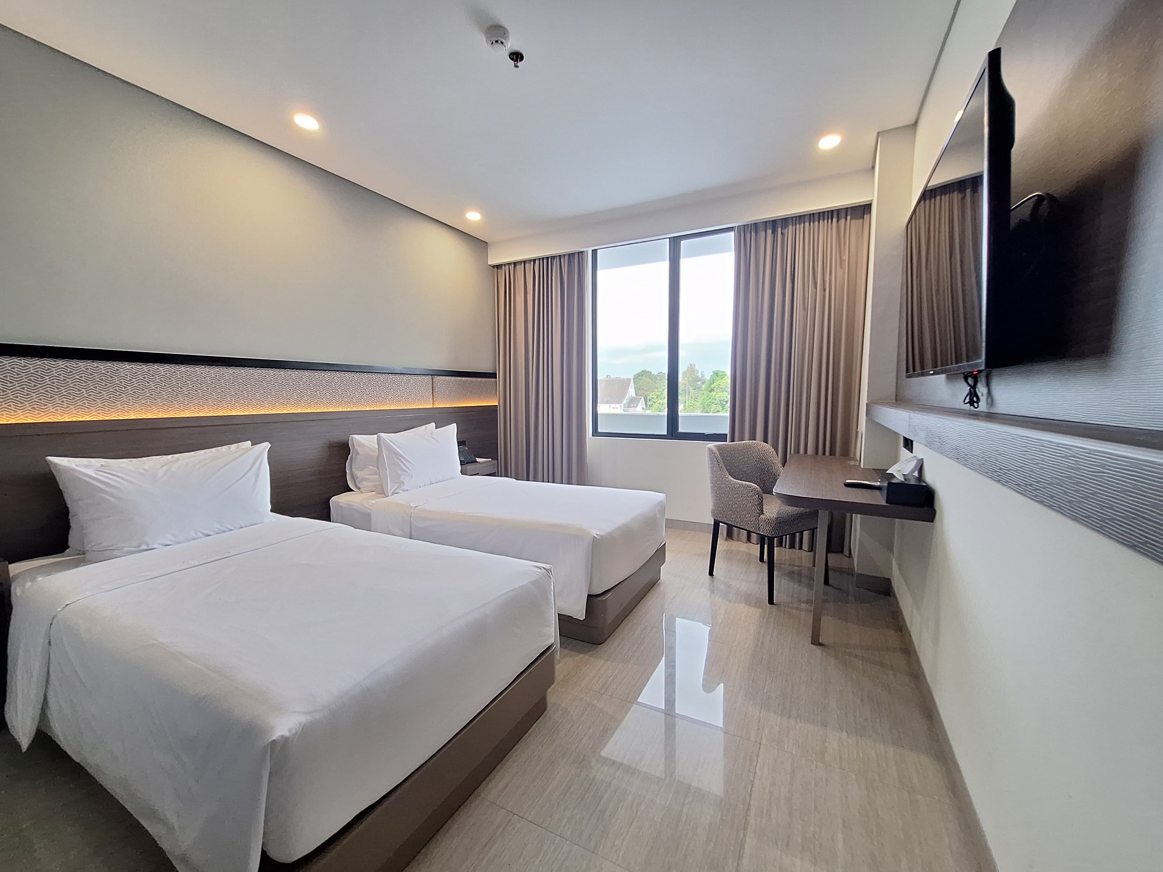 Hotel Santika Blitar 7/22