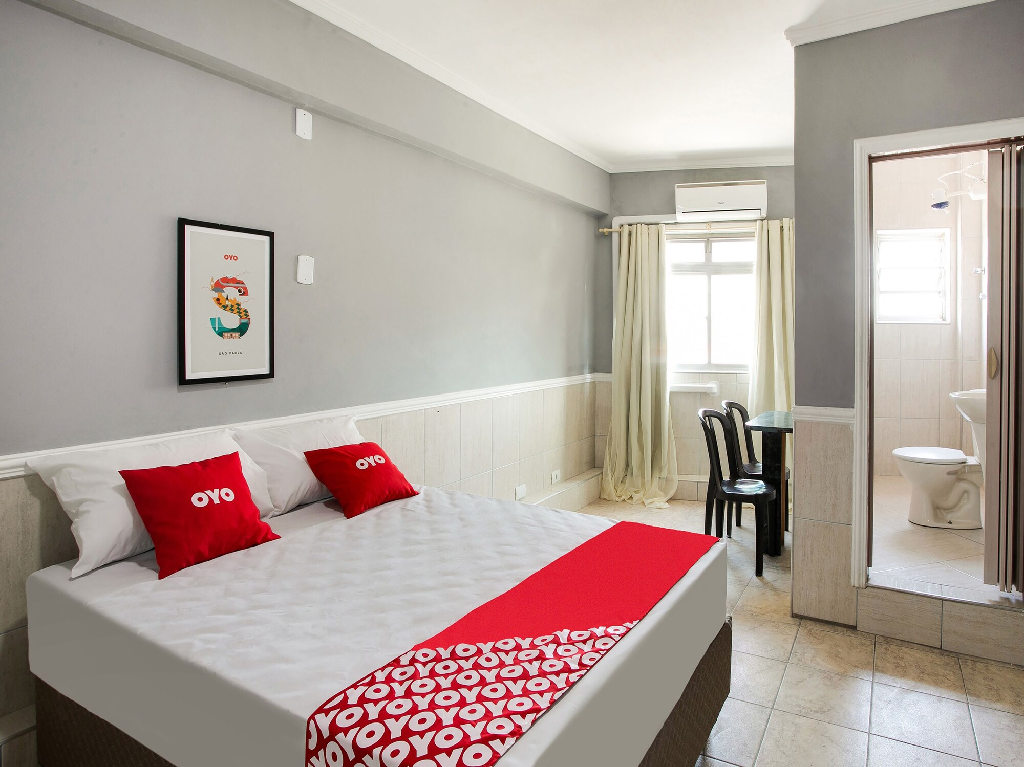 ROOM, DOUBLE BED
