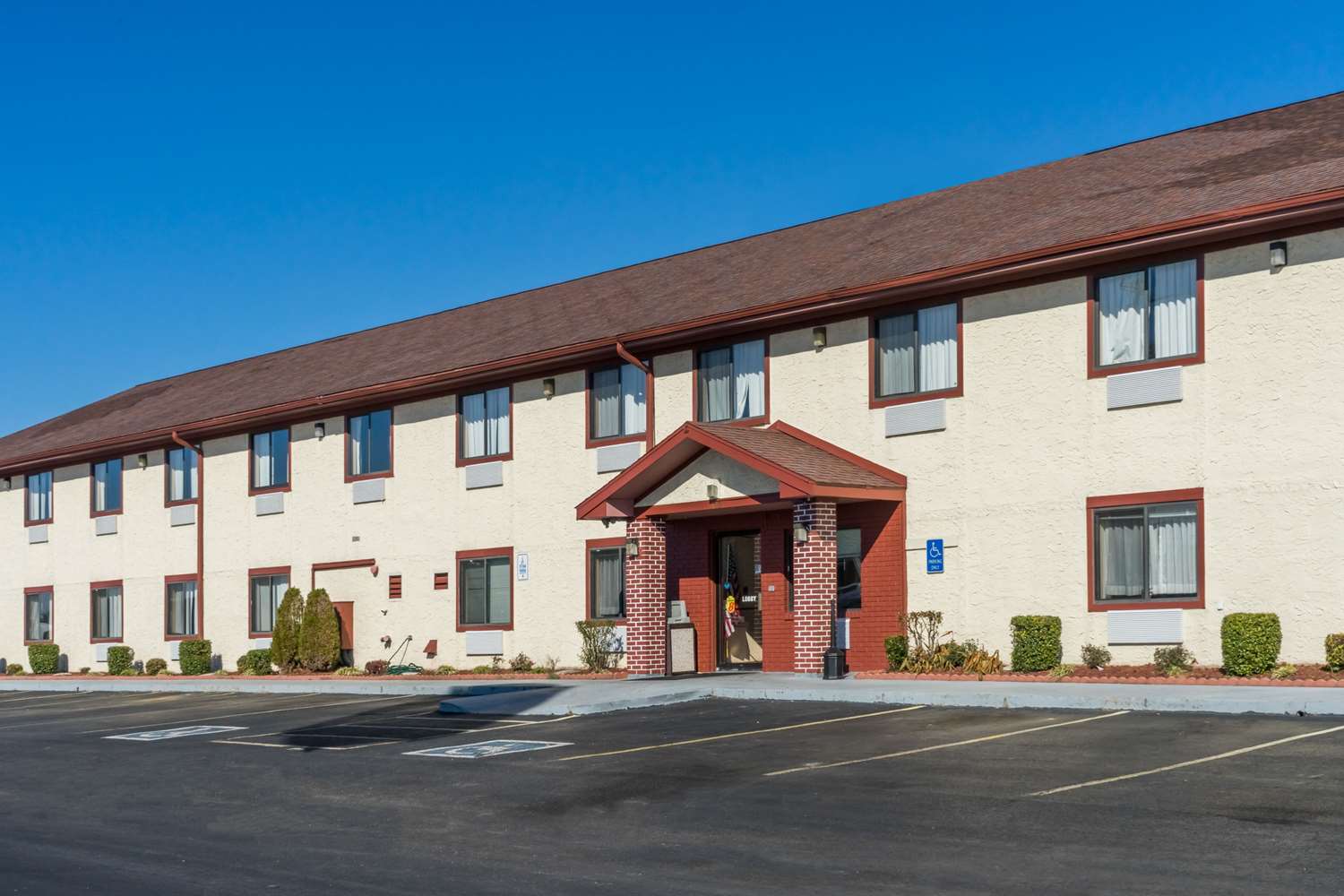 Super 8 by Wyndham Campbellsville KY 2/20