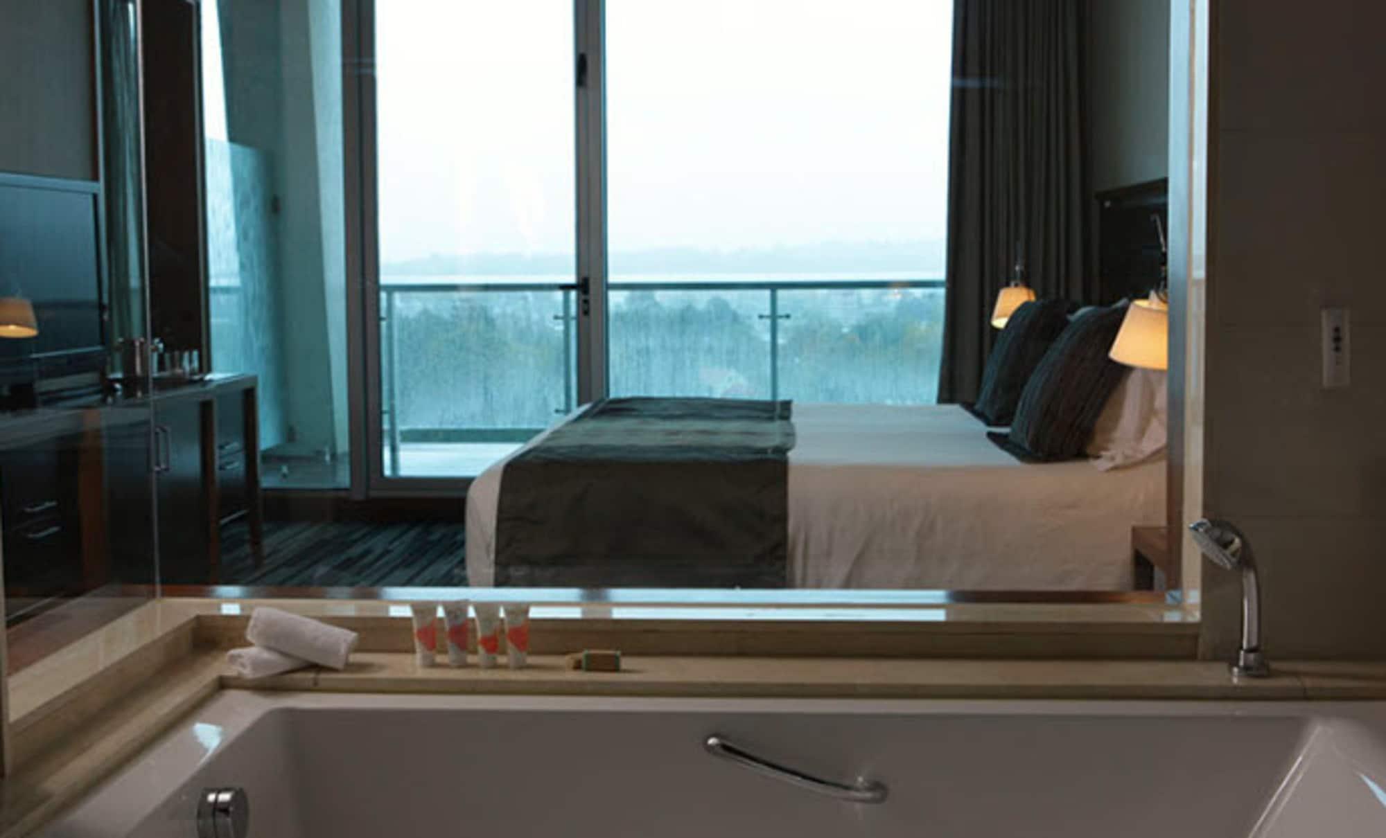 Hotel Dreams Pedro de Valdivia 40/40