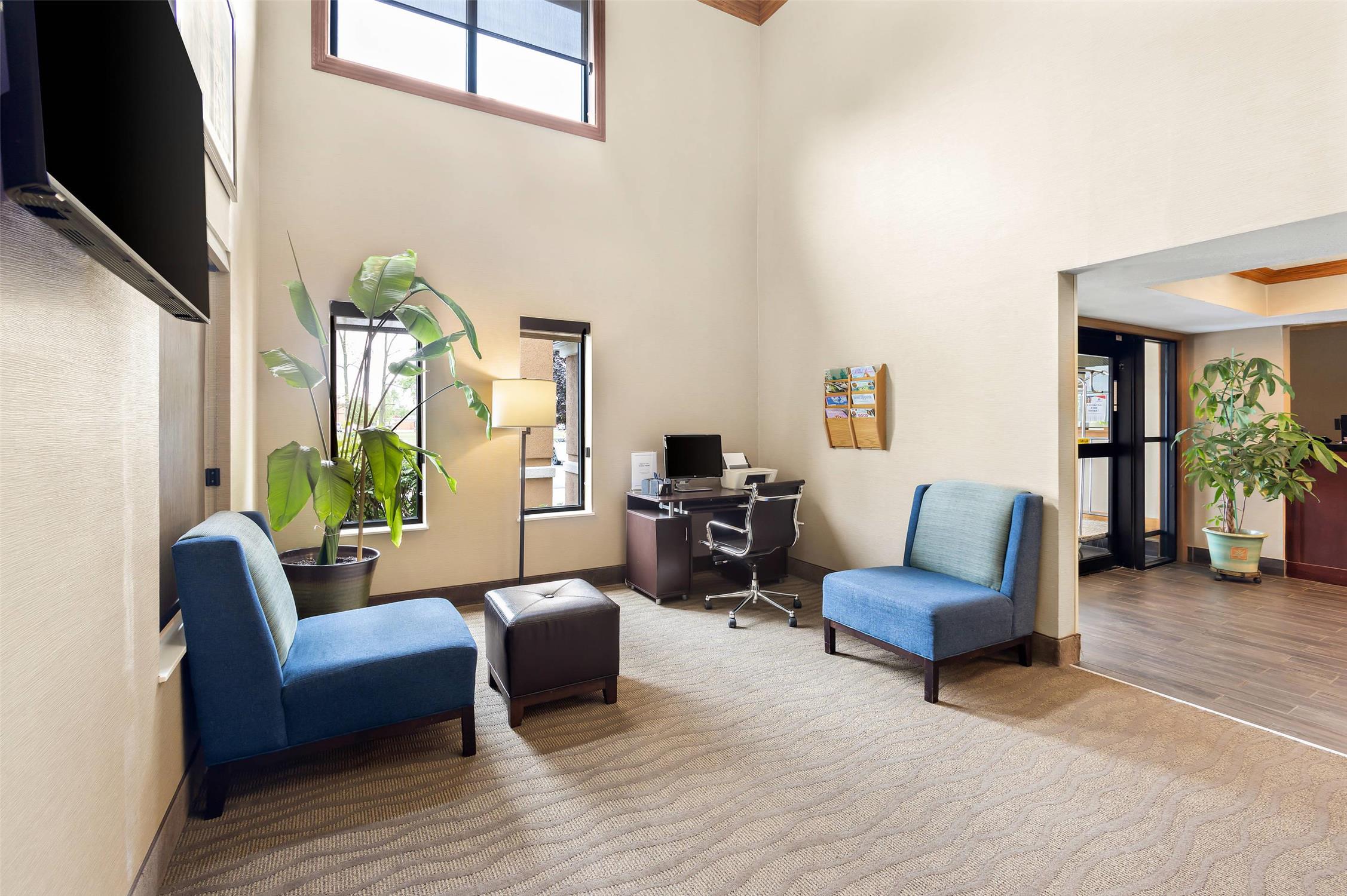 Comfort Inn Van Wert, OH 8/12