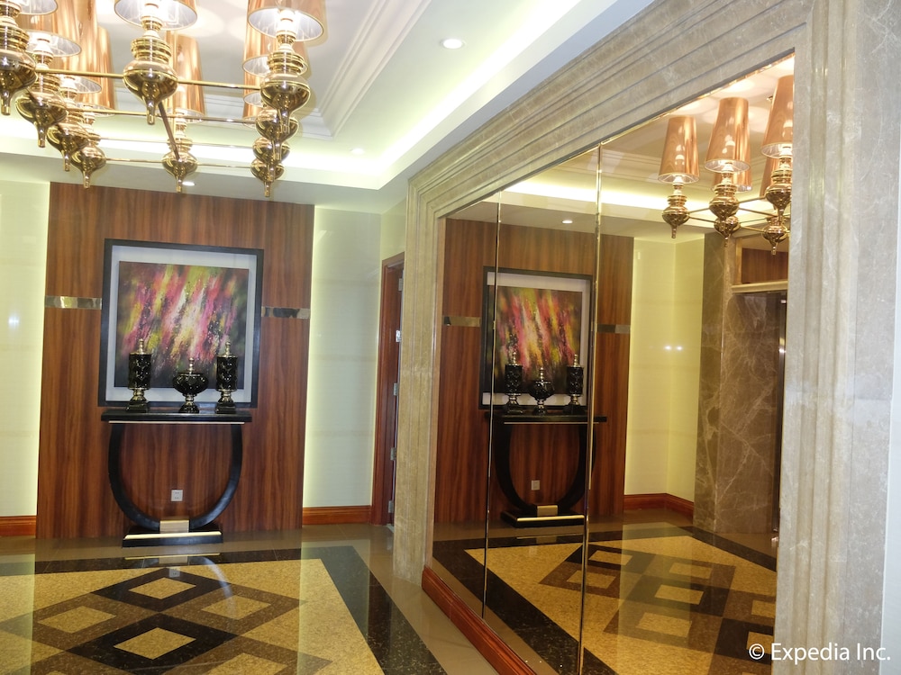 Central Park Tower Resort 8/71