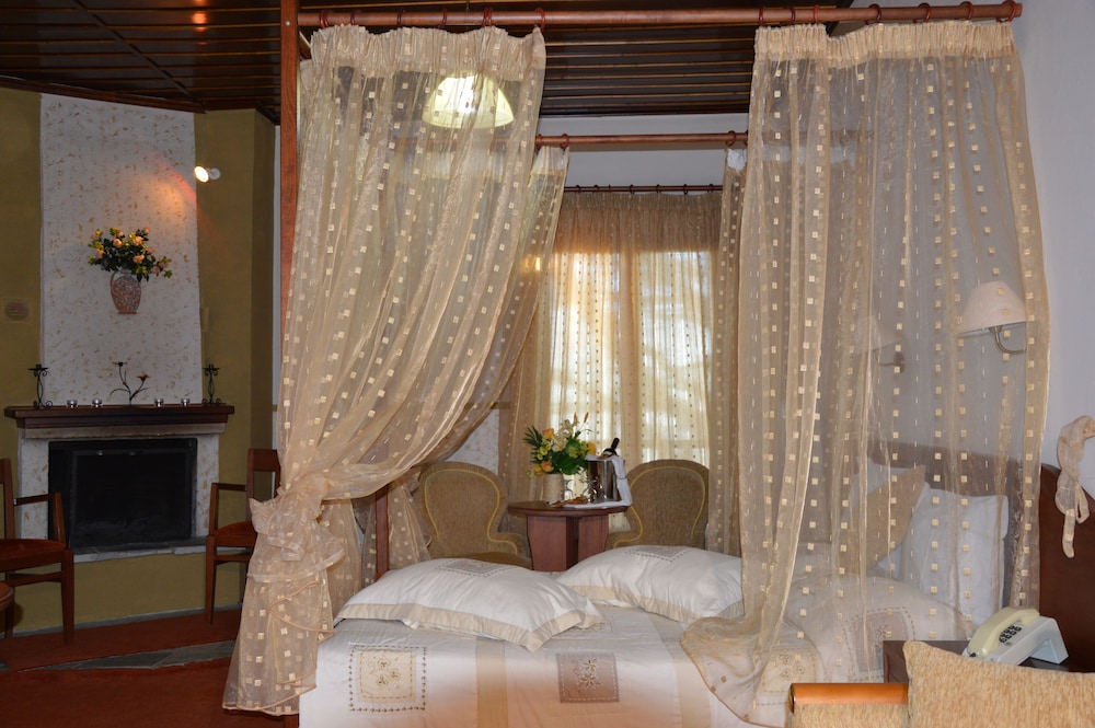 Hani Zisi Hotel 11/50