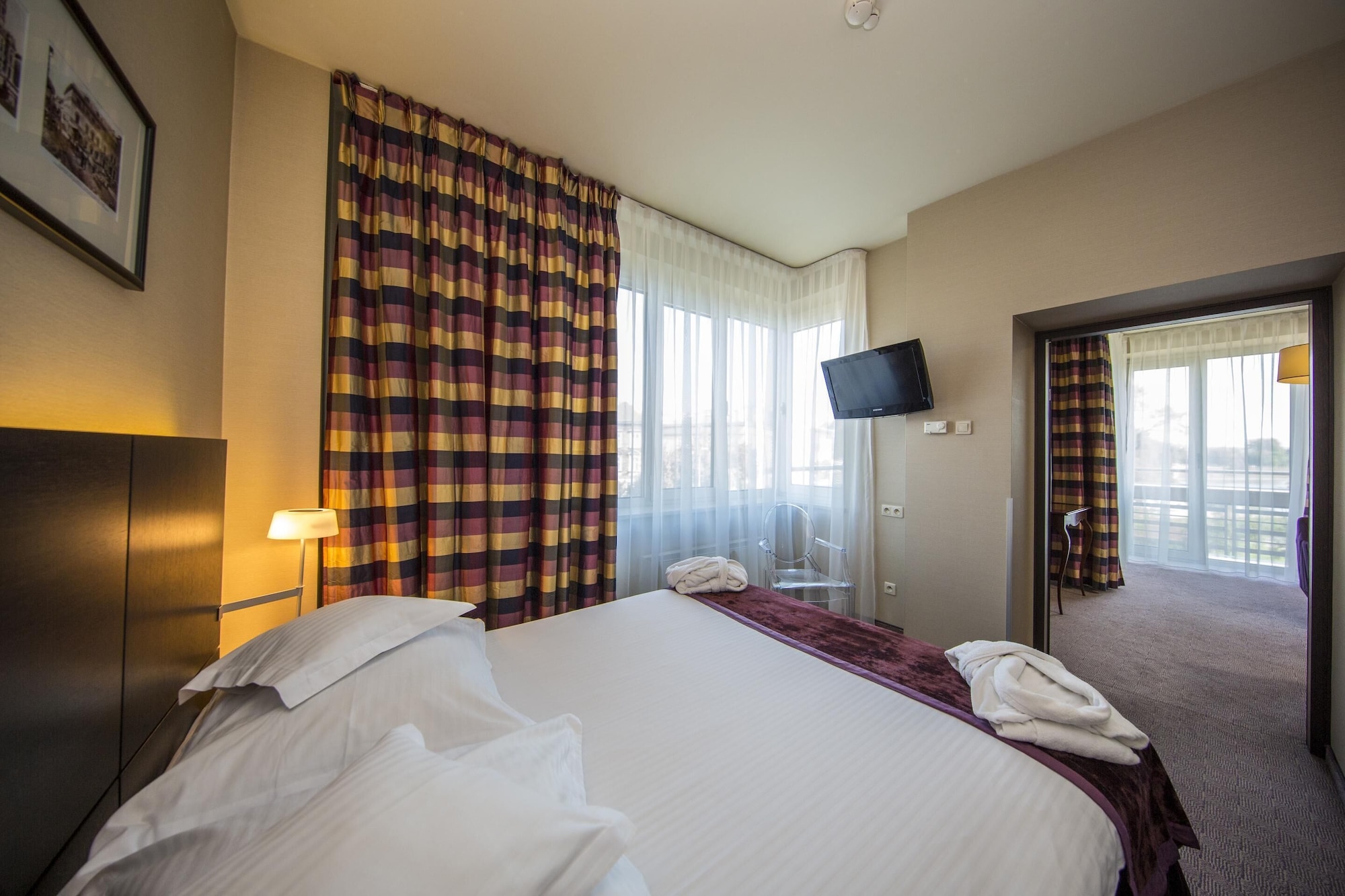 ROYAL, PANORAMA, SUITE