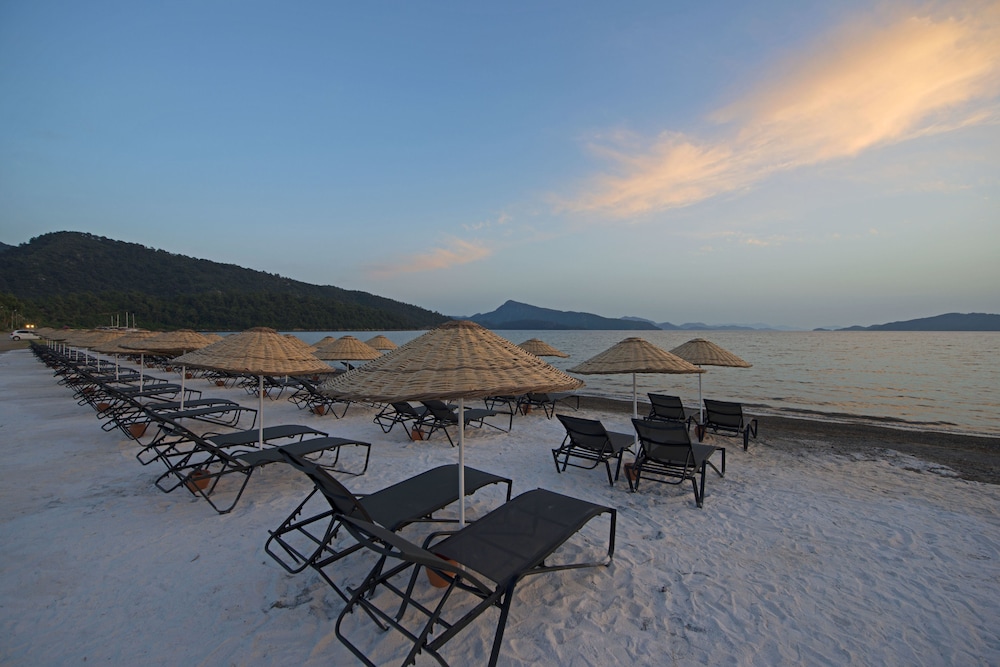 Voxx Marmaris Beach Resort Adult Only +16 36/52