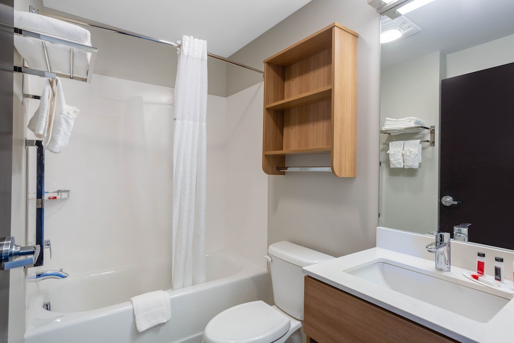 Microtel Inn Suites by Wyndham South Hill 11/19