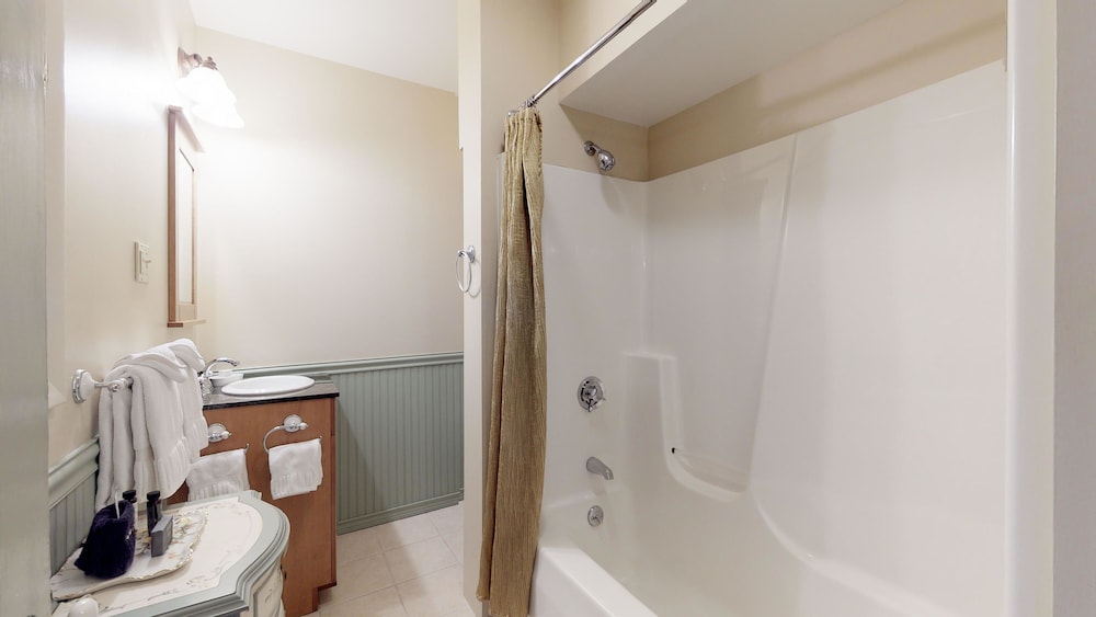 Holbrook House Bed and Breakfast- Bar Harbor ME 43/50