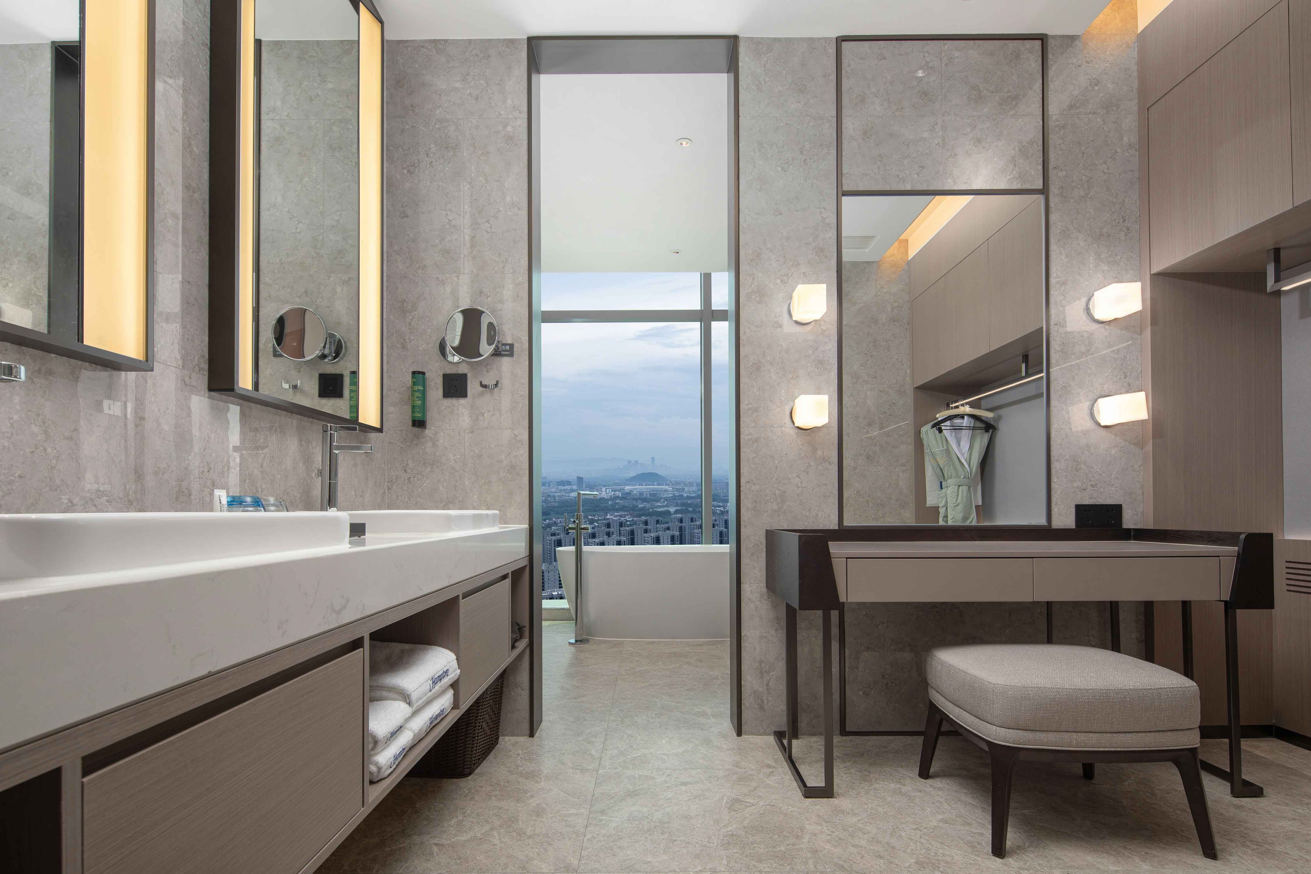 Hampton by Hilton Hangzhou Liangzhu 56/60
