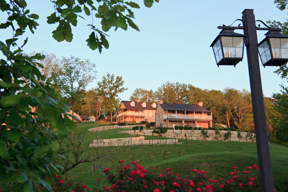 The Inn at Hermannhof 40/50