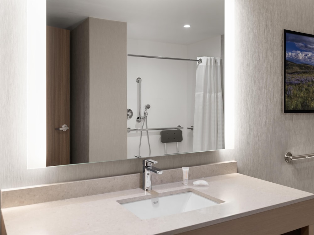 Hyatt Place Casper 30/31