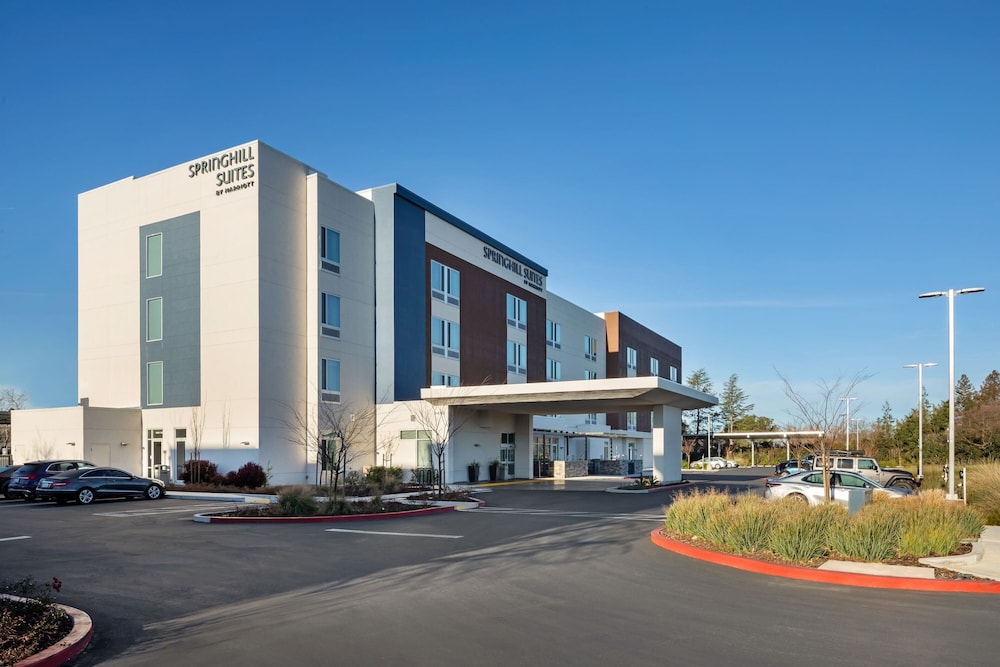 SpringHill Suites by Marriott West Sacramento 34/44