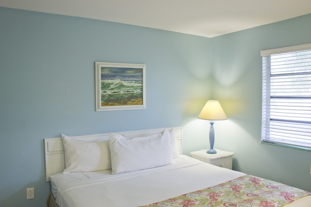Seaspray Surf Lodge 24/56