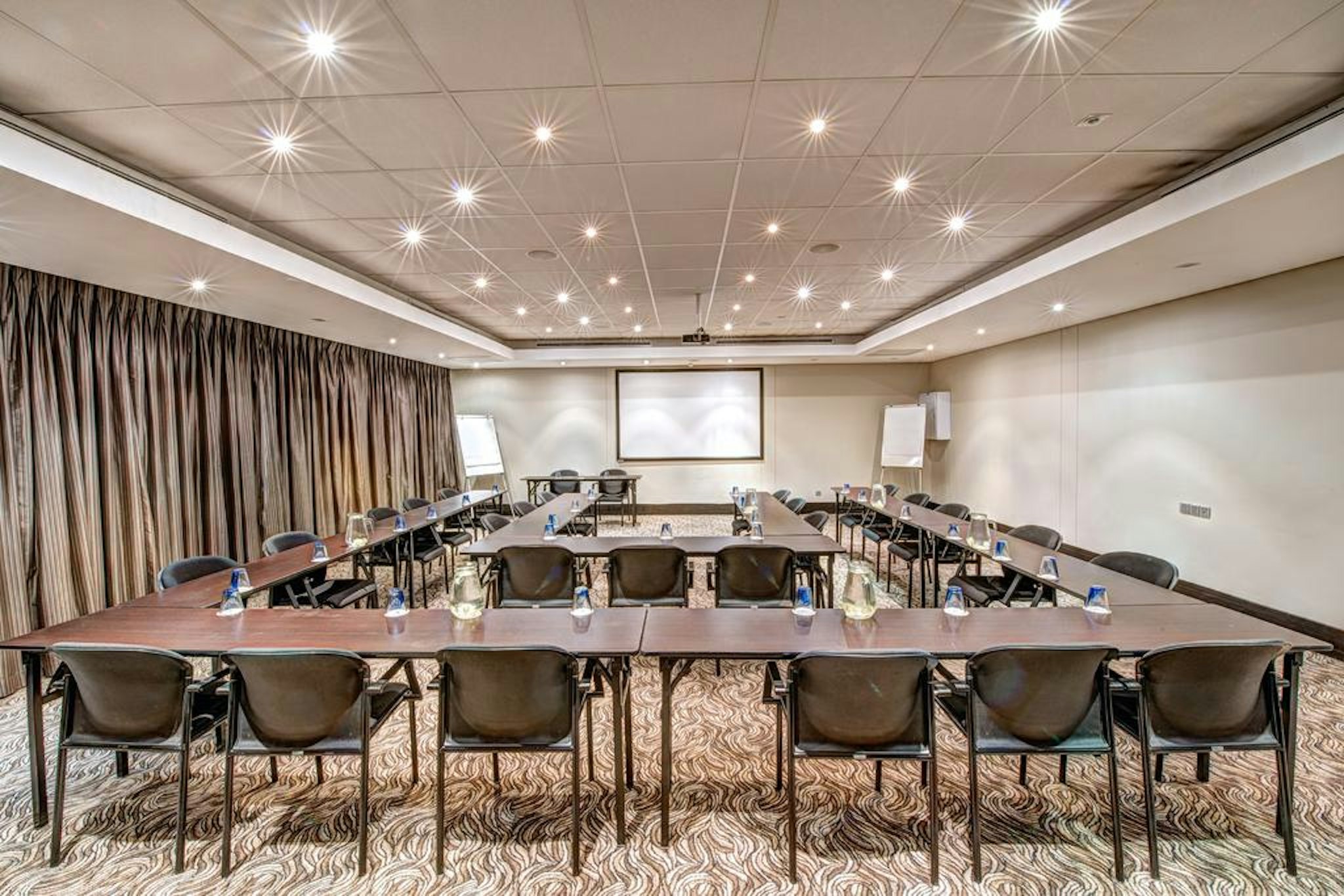 The Royal Marang Hotel 15/20