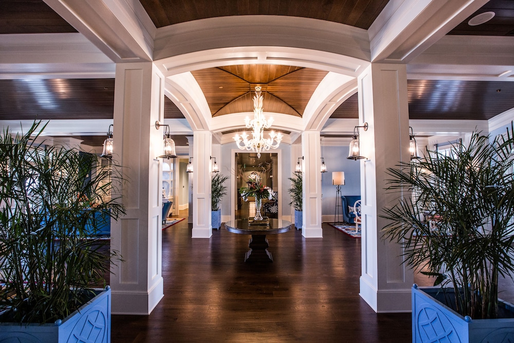 The Beach Club At Charleston Harbor Resort And Marina 12/48