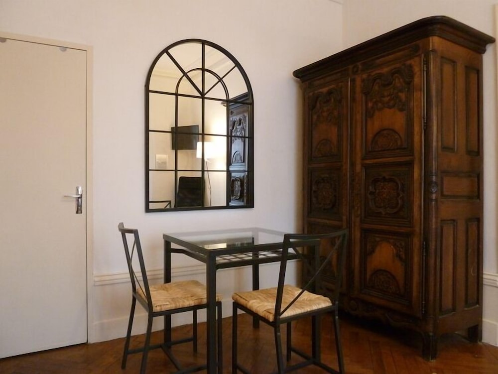 Le clos feuillat 18/33