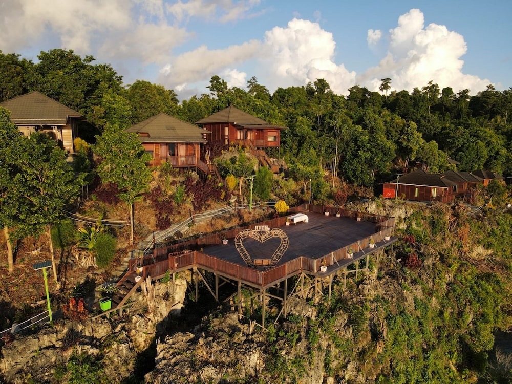 Noah Maratua Resort 42/50