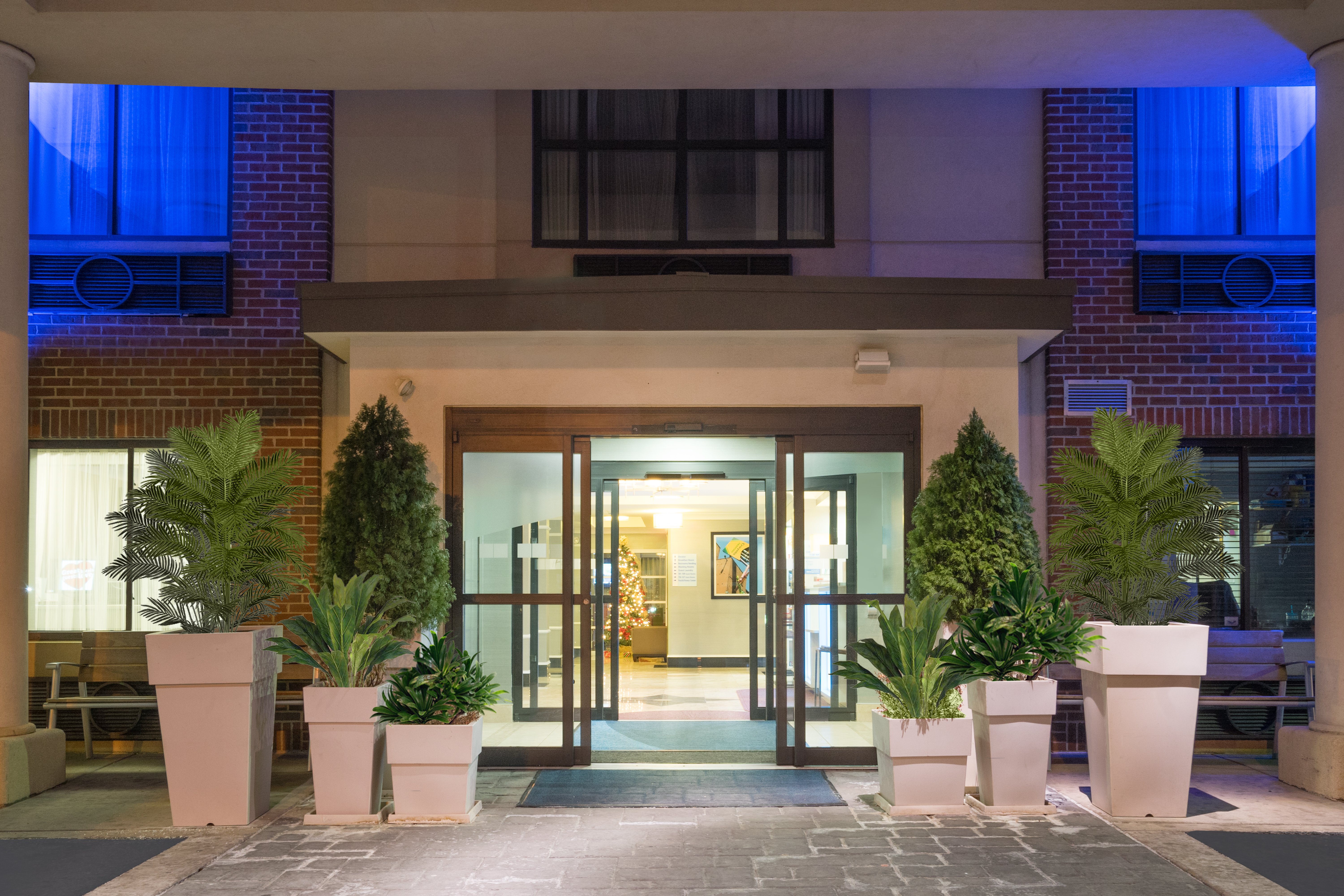 Holiday Inn Express Hotel Suites Easton 4/63