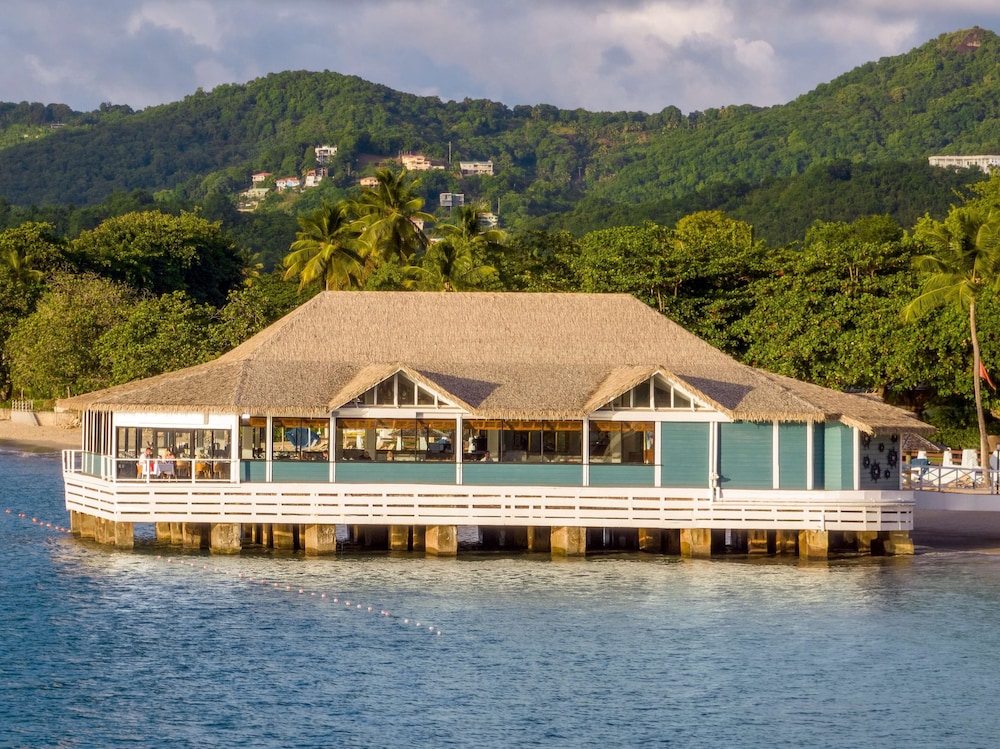 Sandals Halcyon Beach – Adults Only 1/49