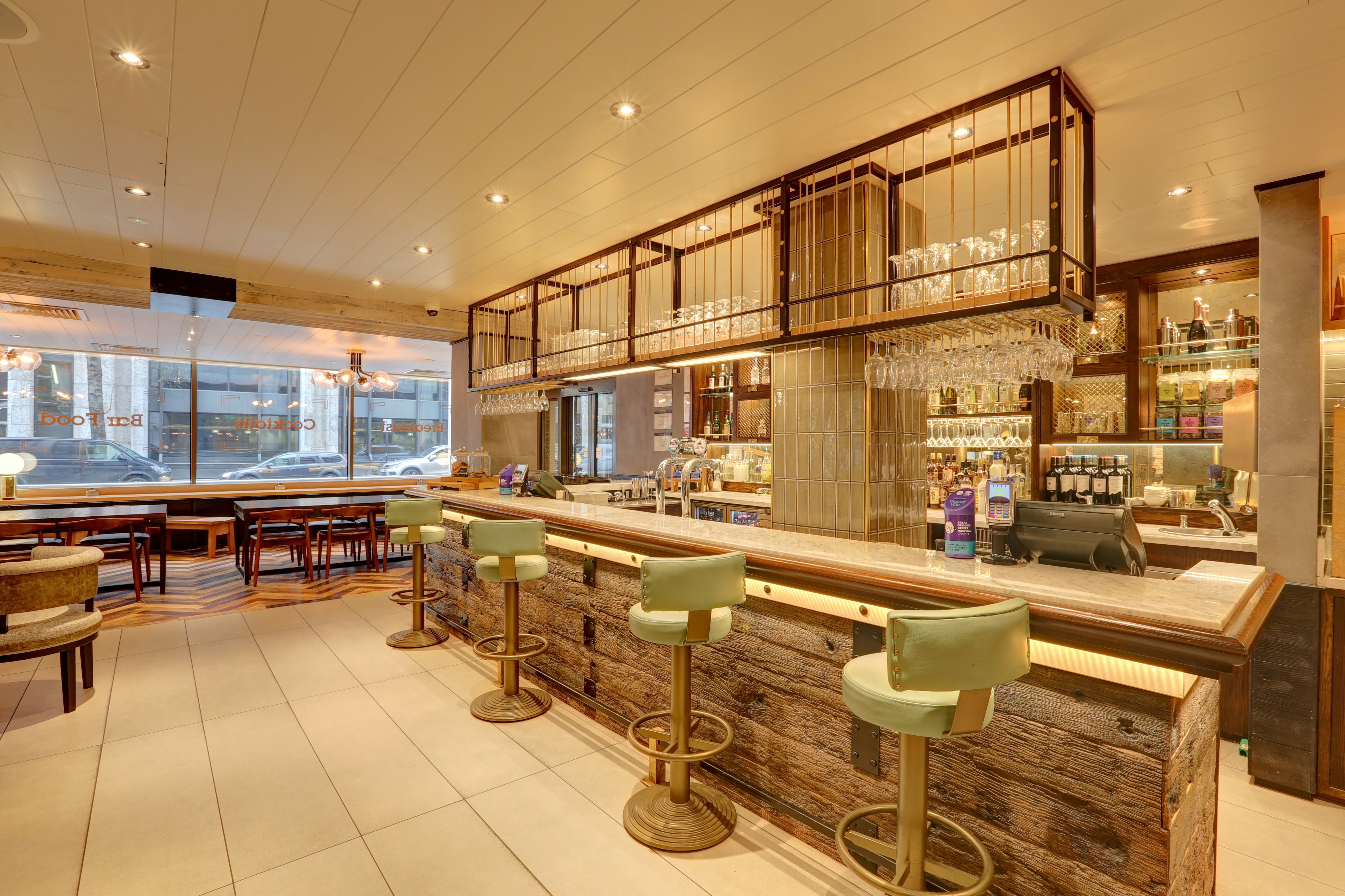 hub by Premier Inn London Westminster Abbey hotel 25/32