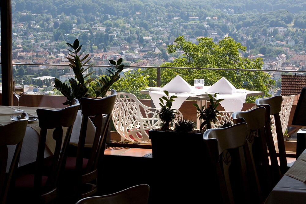 Gasthaus Maien 37/50