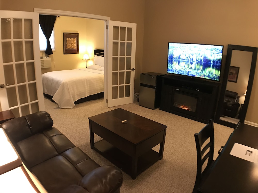 Balsam Suites Boutique Inn And Residence 47/77