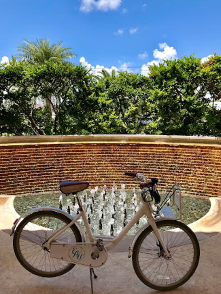 Eau Palm Beach Resort Spa 10/79