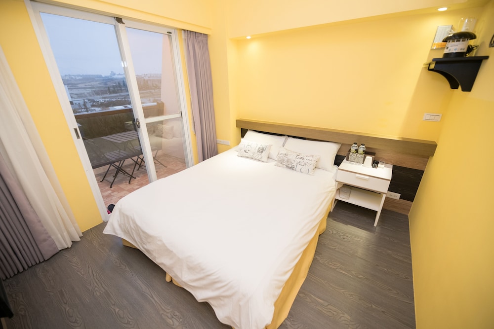 Penghu-Banff B&B 10/32