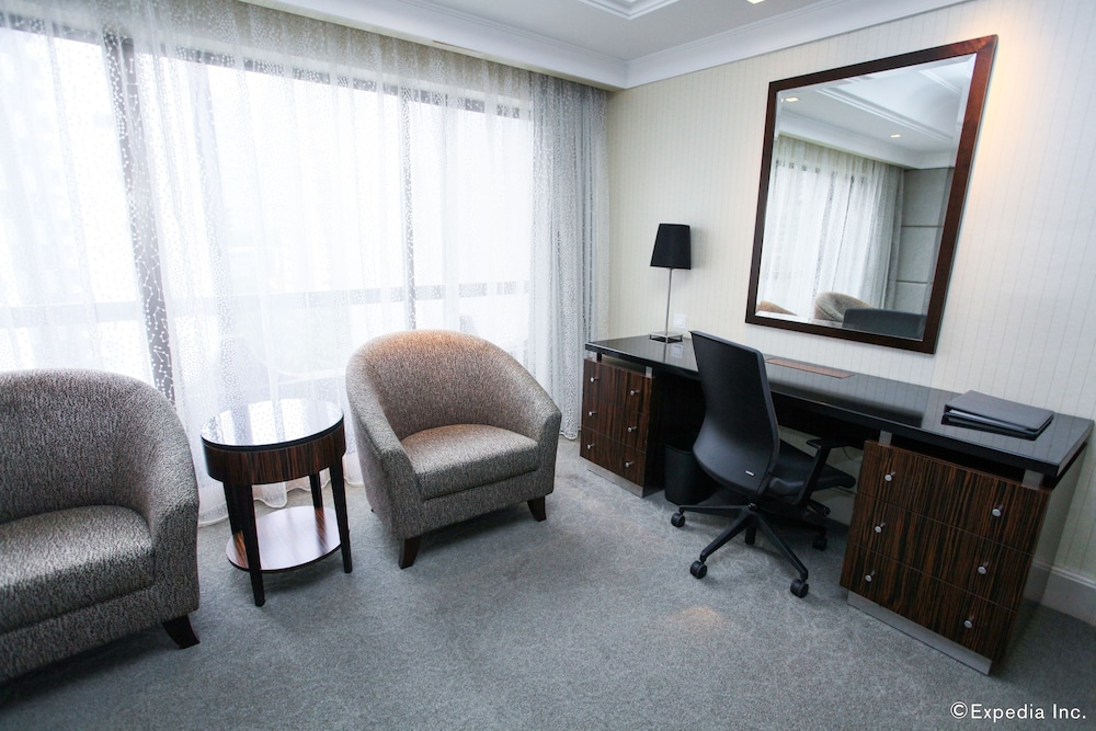 York Hotel Singapore 35/50