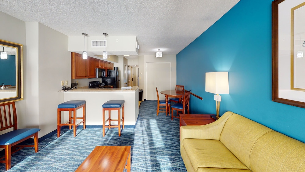 Dunes Village Resort 36/62