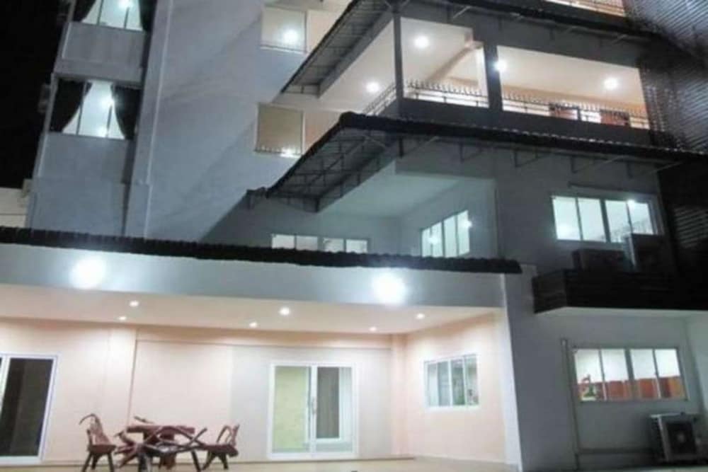 Pearl Residence Serviced Apartment 20/25