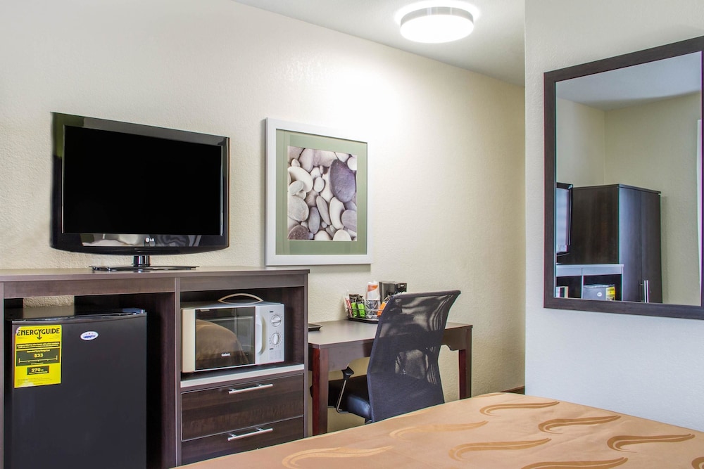 Quality Inn & Suites Maggie Valley - Cherokee Area 50/59