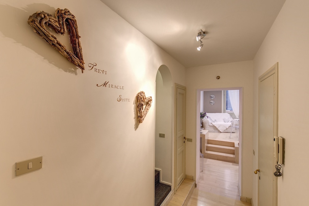 Trevi Miracle Suite 20/37