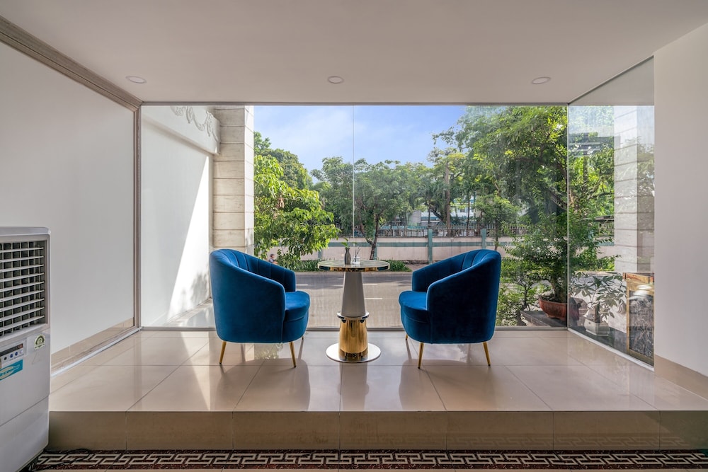SAZI Erato Hotel - Free Airport & Breakfast 29/39
