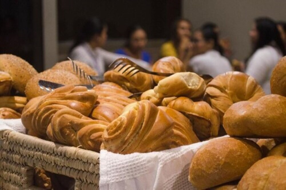 Kamana Hotel 12/28