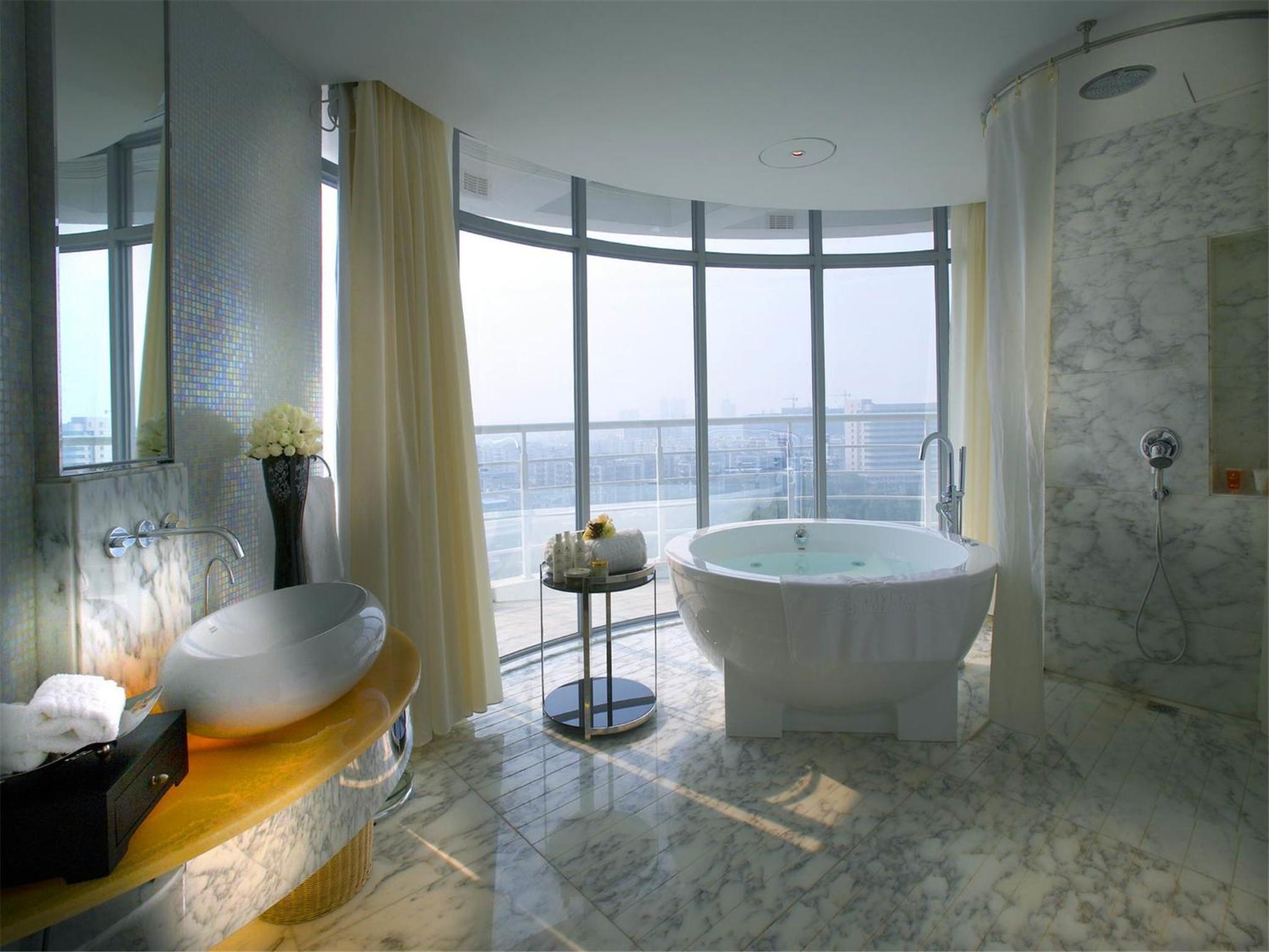 Hiyet Oriental Hotel Zhongshan 46/47