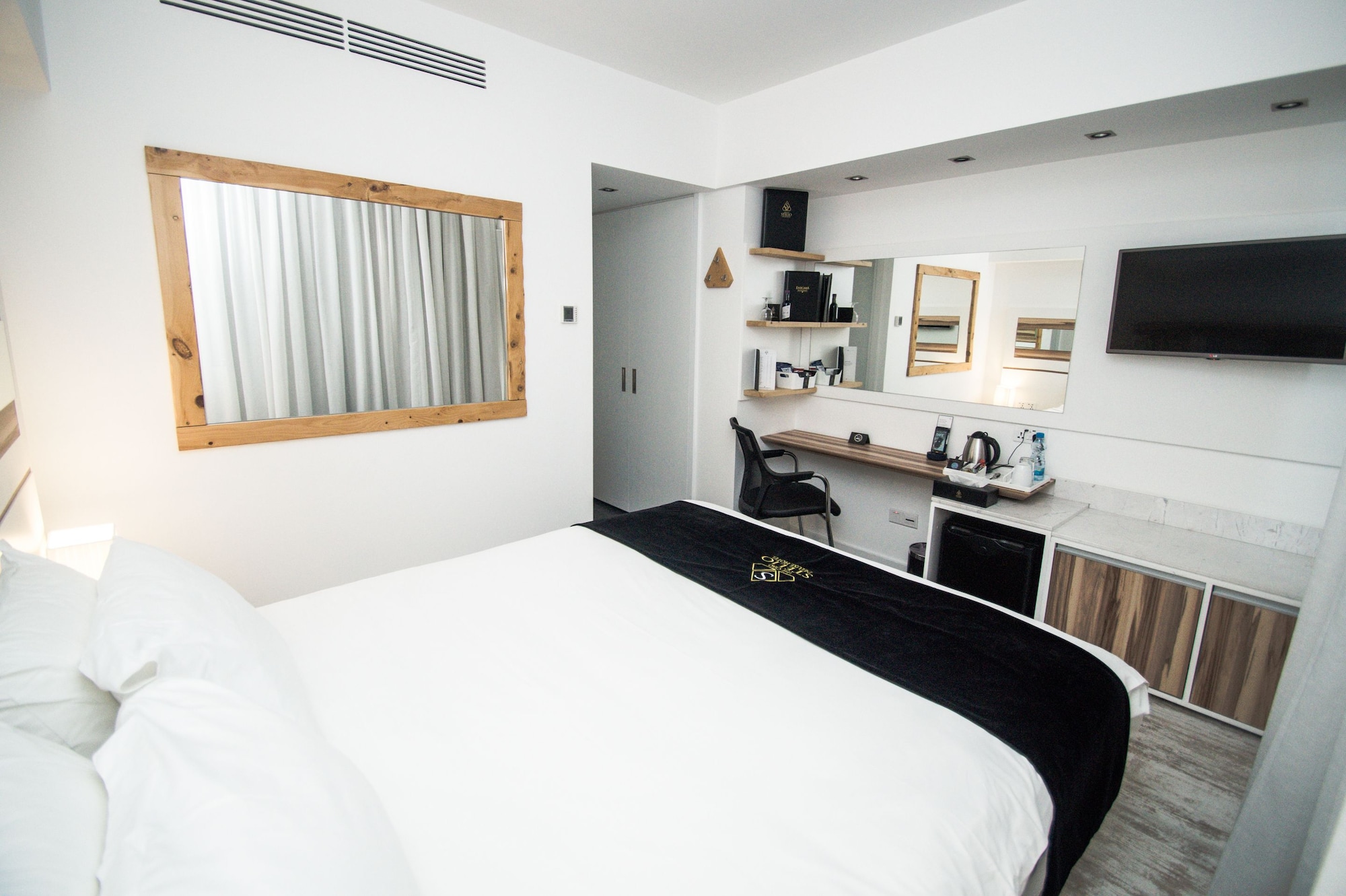 Room, Single, Double Bed, Inland View, No Balcony