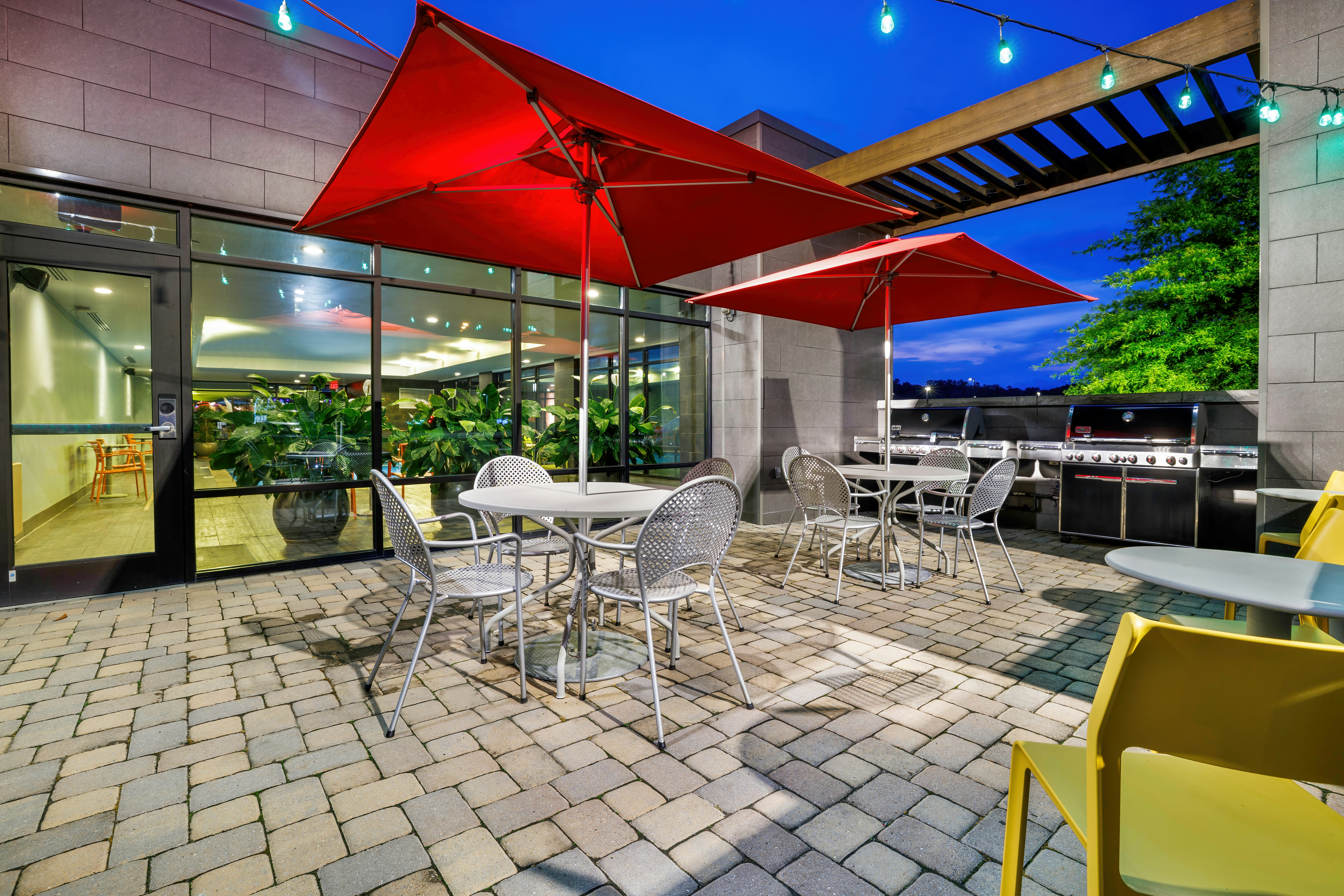 HOME2 SUITES BY HILTON PIGEON FORGE 14/29