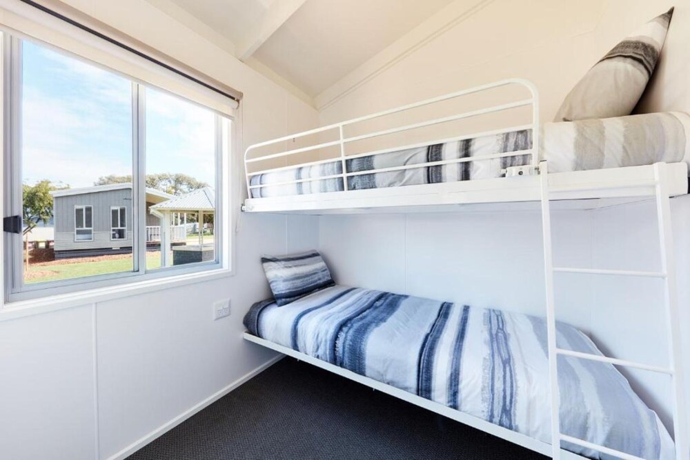 Torquay Foreshore Caravan Park 12/75