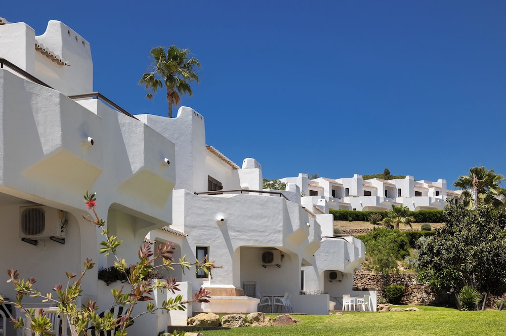 Clube Albufeira Garden Village 6/96