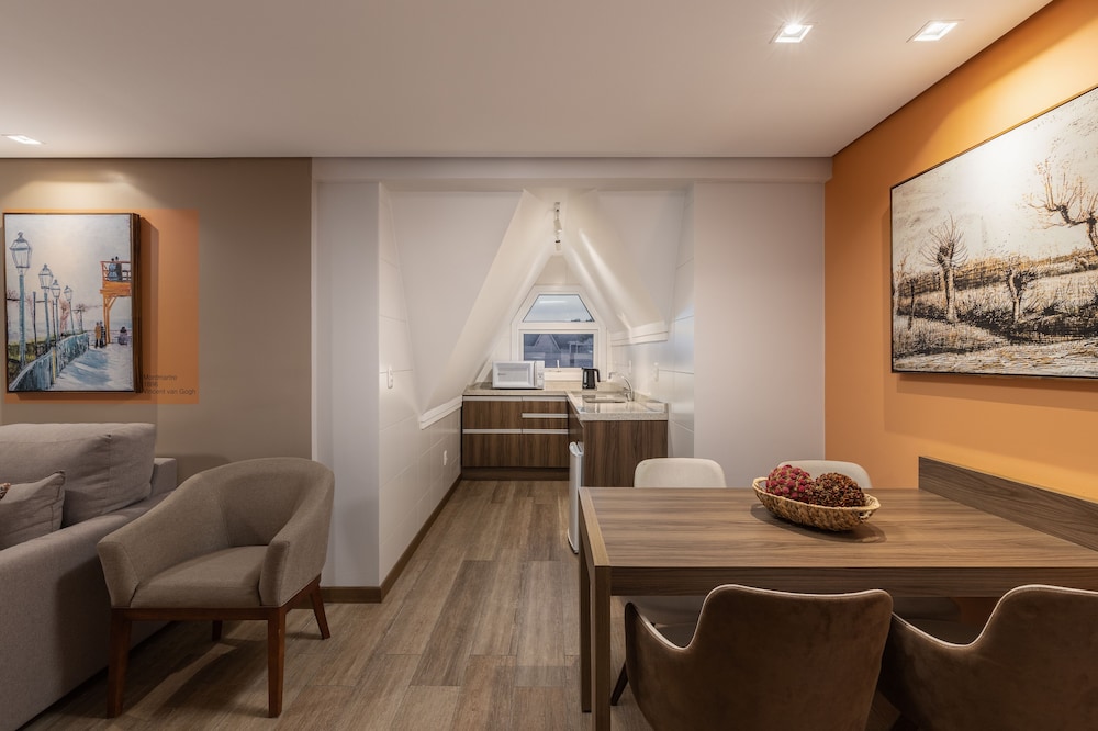 Hotel Fioreze Centro 67/79