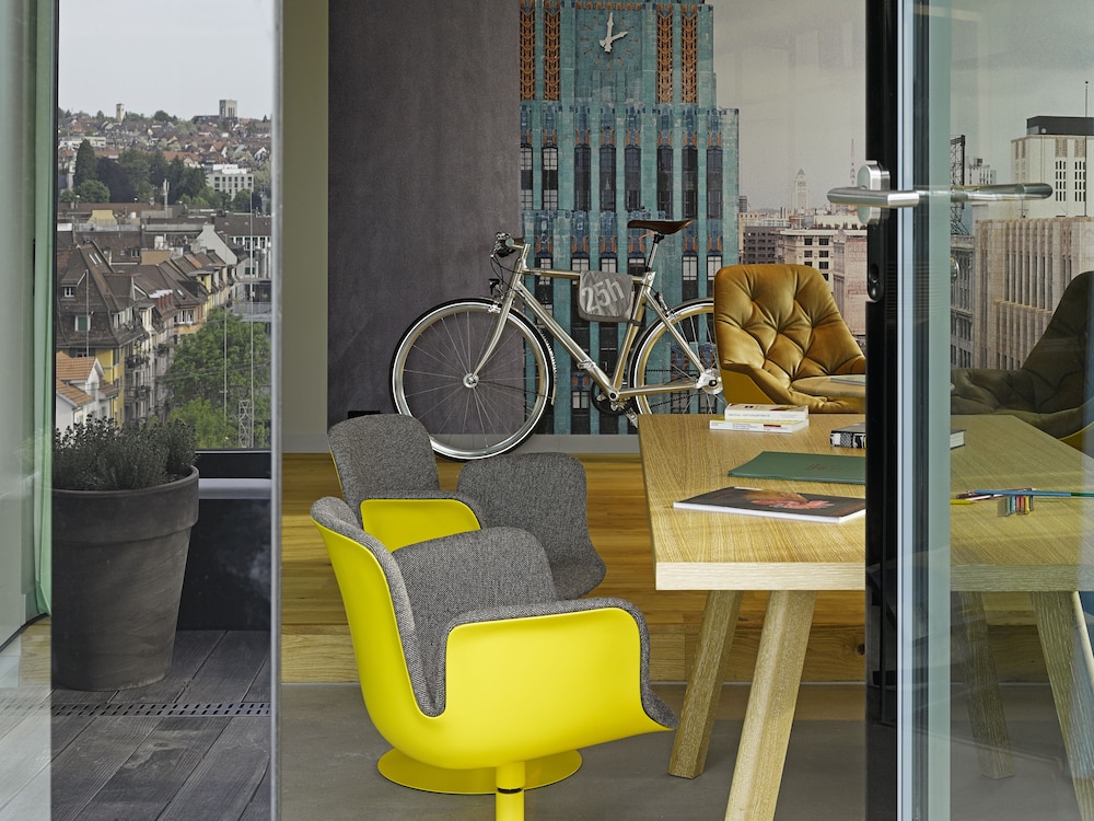 25Hours Hotel Zurich Langstrasse 73/82