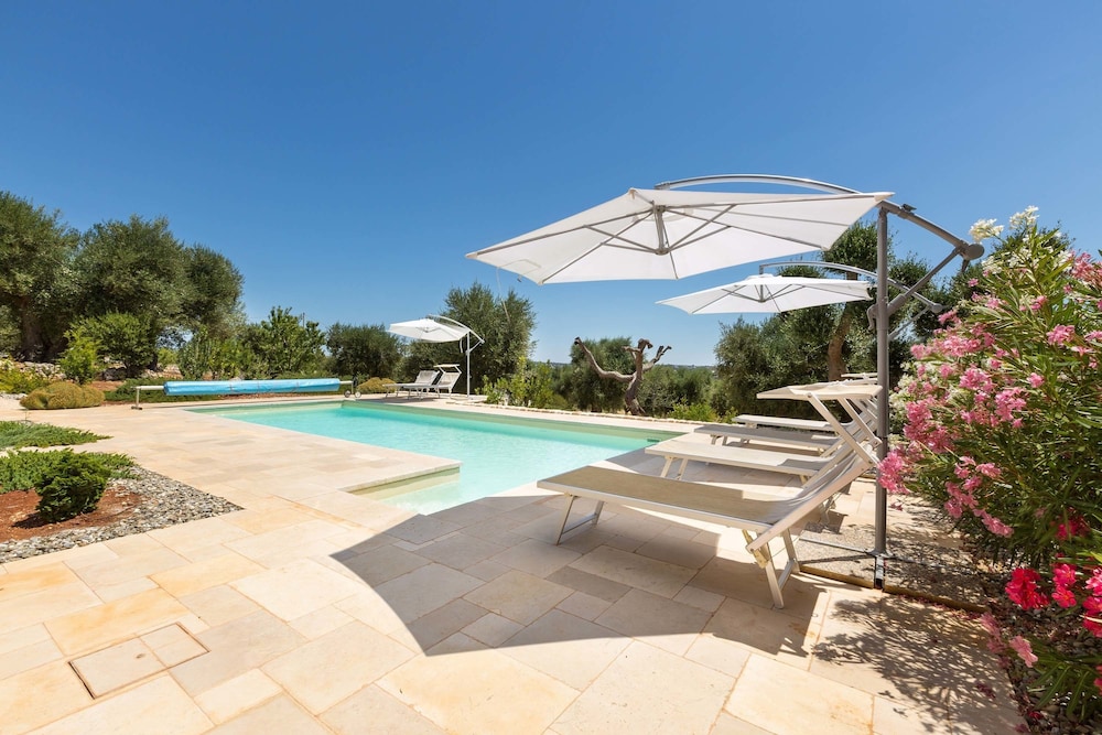 Villa Sogno Bianco 34/45