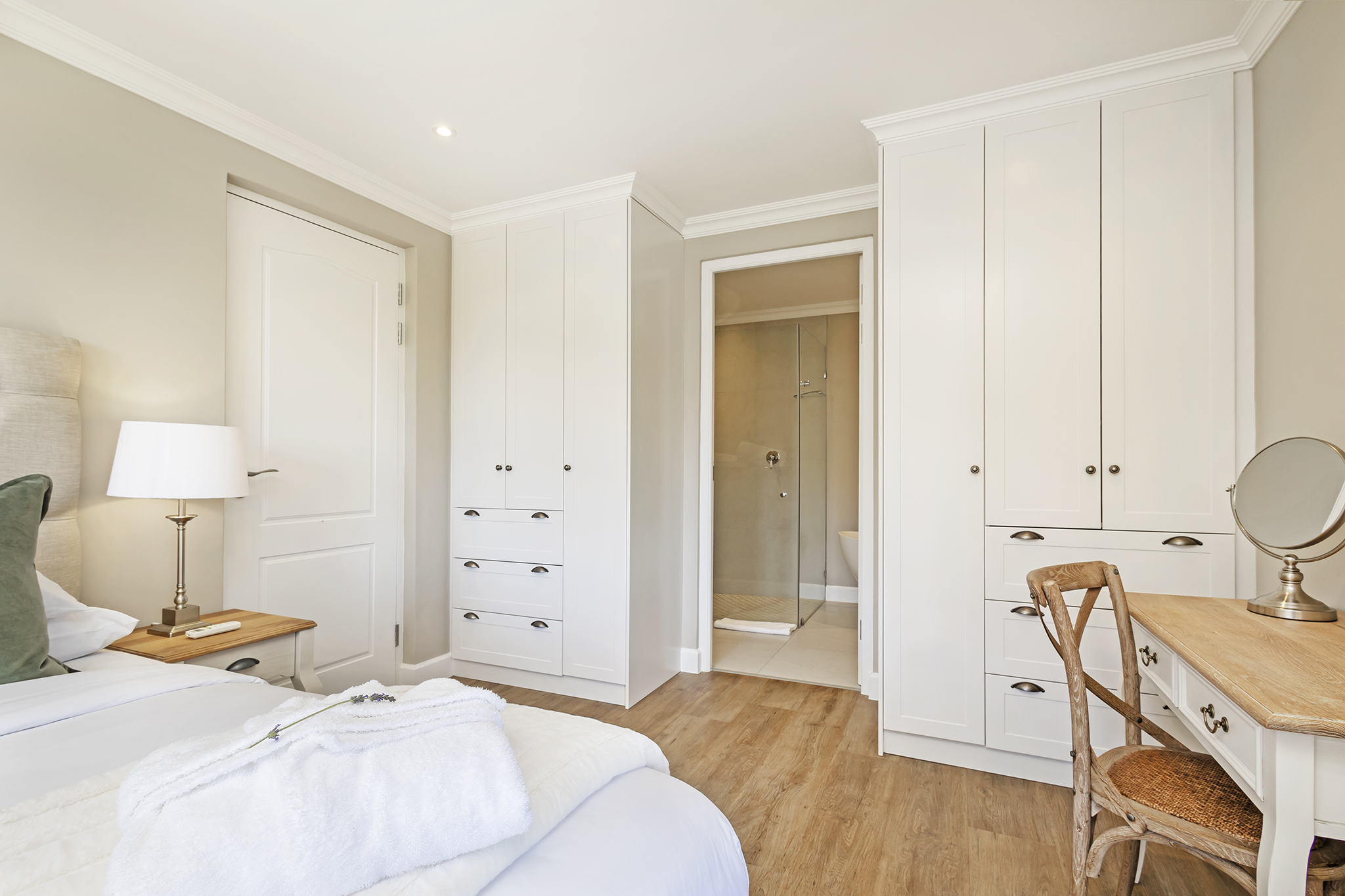 2 Bedrooms, River, Villa، L Ermitage Franschhoek Chateau Villas 5/7