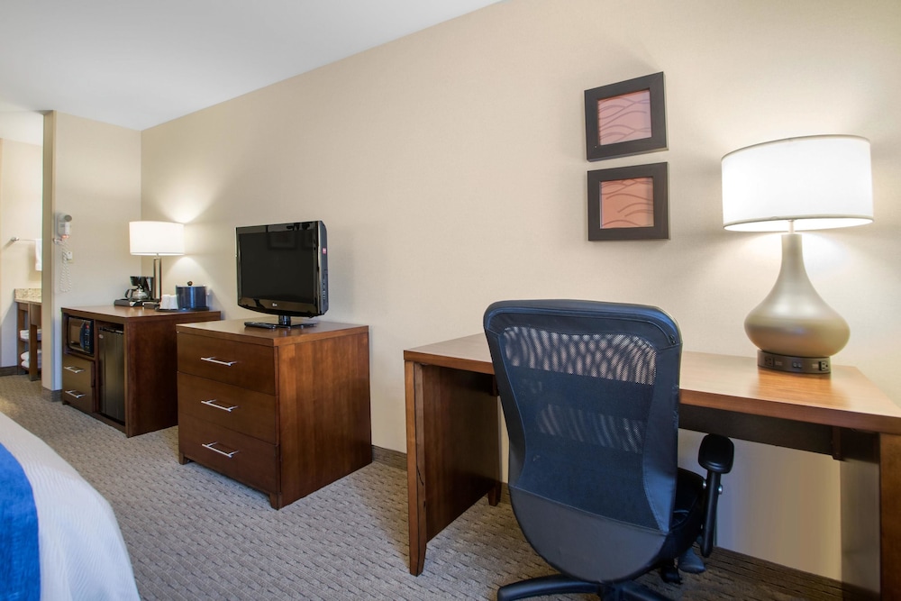 Comfort Inn Iron Mountain North 33/36