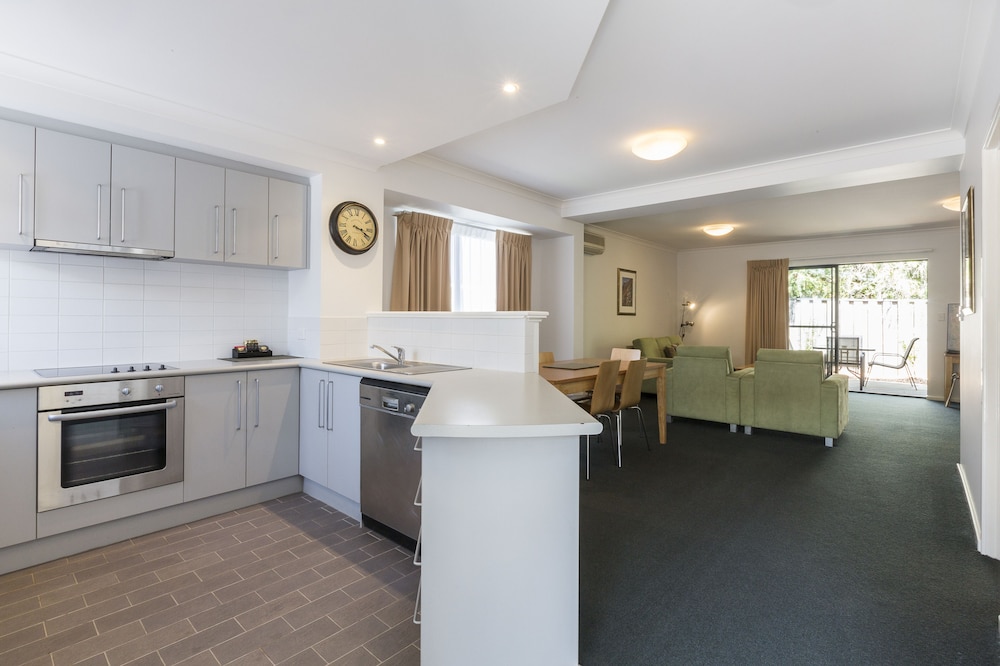 FORTE LEEUWIN APARTMENTS 17/57
