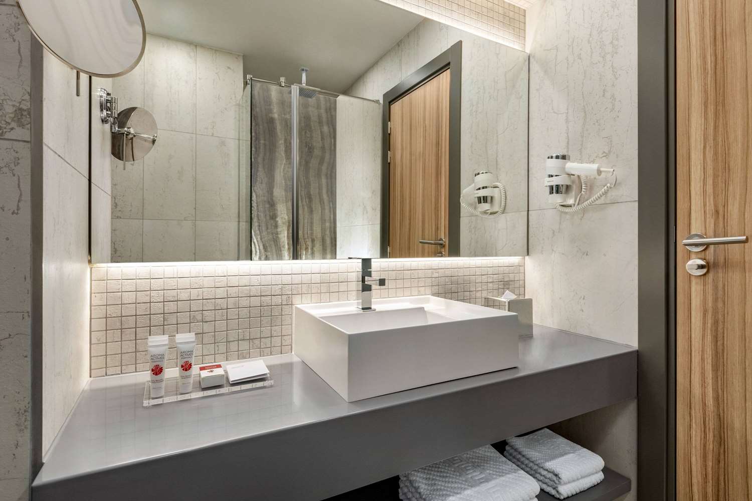 Ramada By Wyndham Ramnicu Valcea 50/52