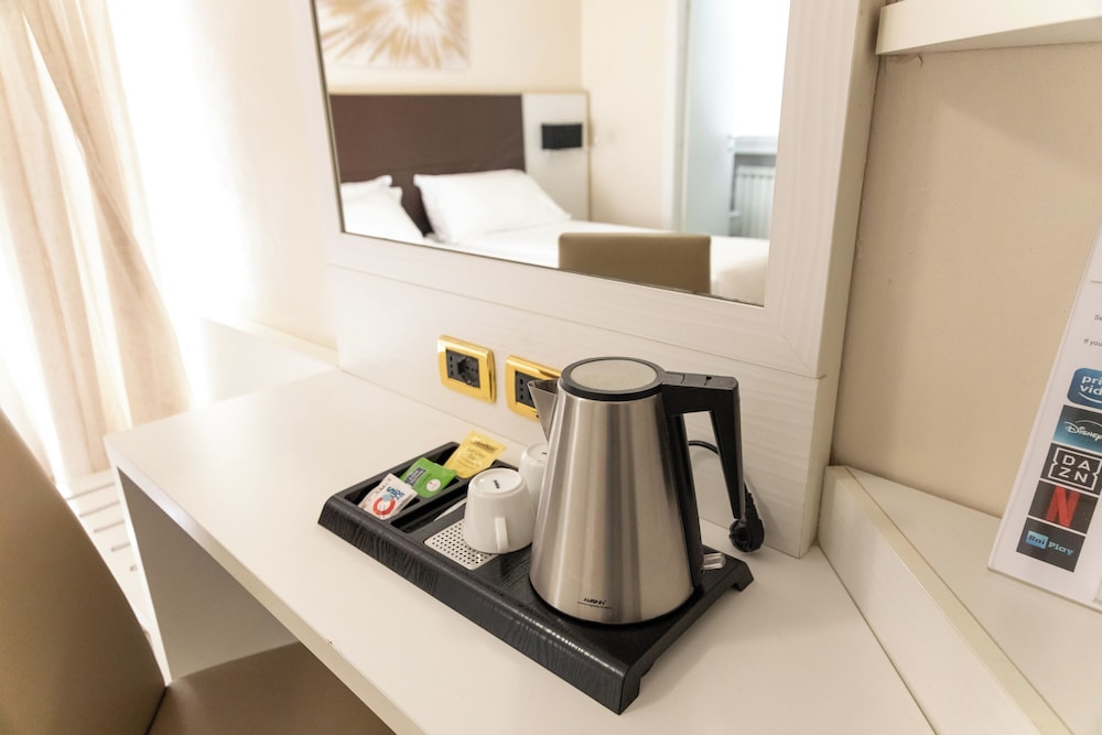 Hotel University 44/66
