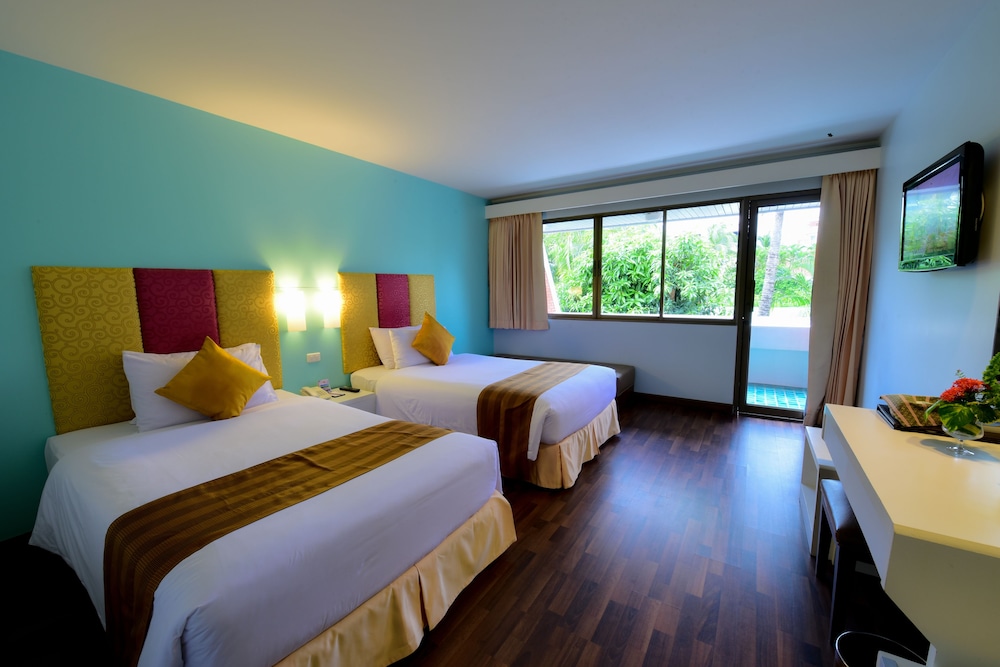 Patong Resort Hotel 19/66